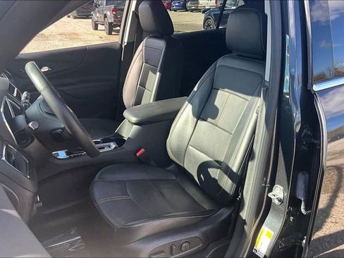Used 2022 Chevrolet Equinox Premier AWD/4WD image 25