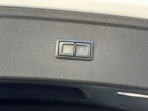 Used 2018 Audi Q5 2.0T Premium Plus w/ Premium Plus Package image 20