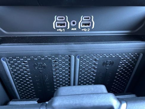 New 2026 RAM 2500 Laramie w/ Night Edition AWD/4WD image 6