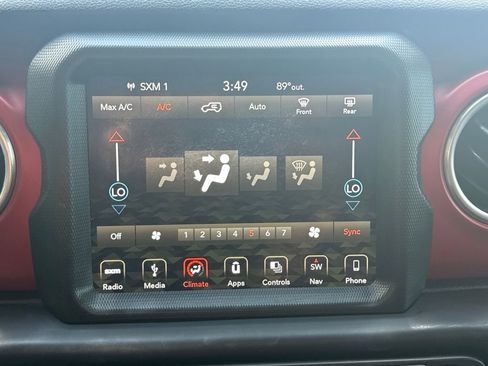 Used 2018 Jeep Wrangler Unlimited Rubicon AWD/4WD image 23