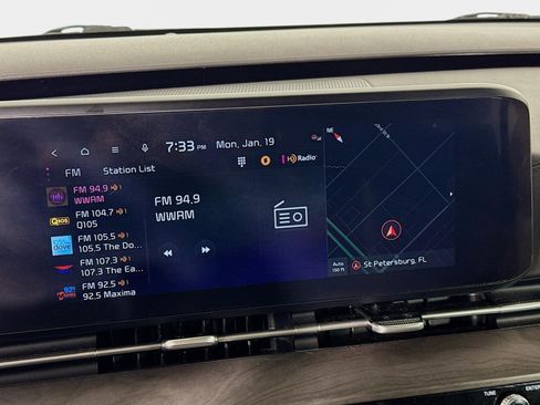 Certified 2024 Kia Carnival SX image 14