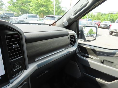Used 2026 Ford F150 Lariat w/ Equipment Group 502A High AWD/4WD image 25