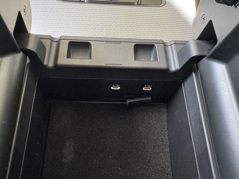 Used 2024 MAZDA CX-90 Plug-In Hybrid w/ Premium Pkg image 23