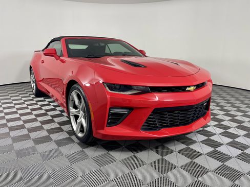 Used 2017 Chevrolet Camaro SS image 8