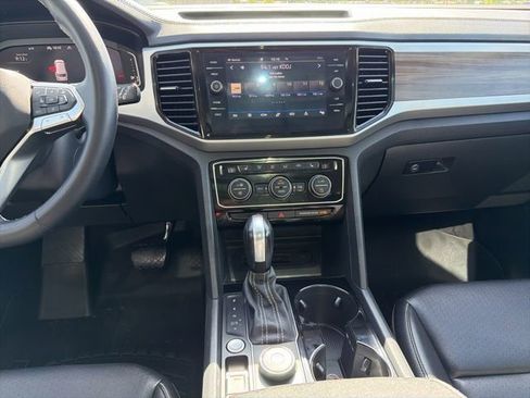 Used 2023 Volkswagen Atlas SEL AWD/4WD image 26