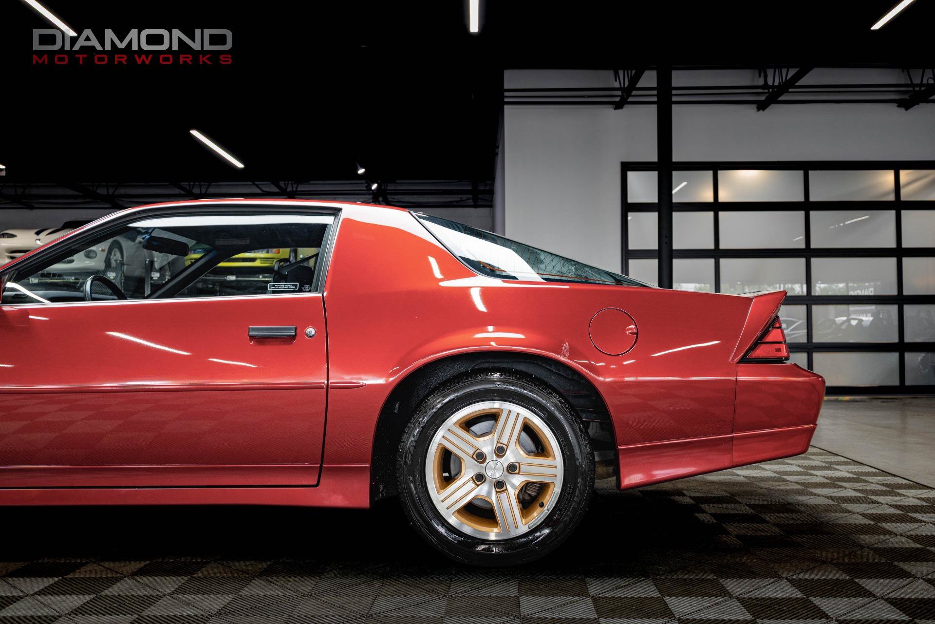 Used 1989 Chevrolet Camaro IROC-Z RWD image 12
