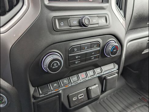 Used 2023 Chevrolet Silverado 1500 Custom image 15