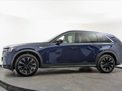Used 2024 MAZDA CX-90 Plug-In Hybrid w/ Premium Plus AWD/4WD image 3