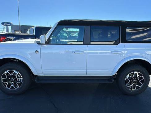 New 2025 Ford Bronco Outer Banks image 6