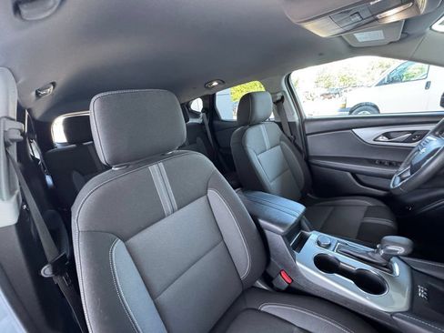 Used 2024 Chevrolet Blazer LT w/ Convenience Package FWD image 17