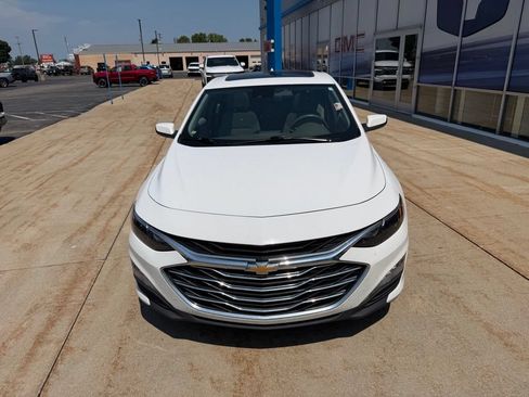 Used 2024 Chevrolet Malibu LT FWD image 8