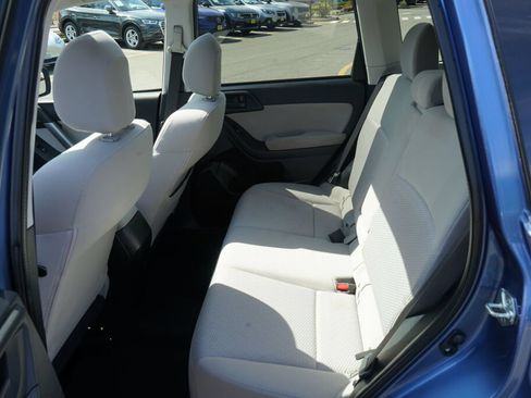 Used 2015 Subaru Forester 2.5i Premium AWD/4WD image 17