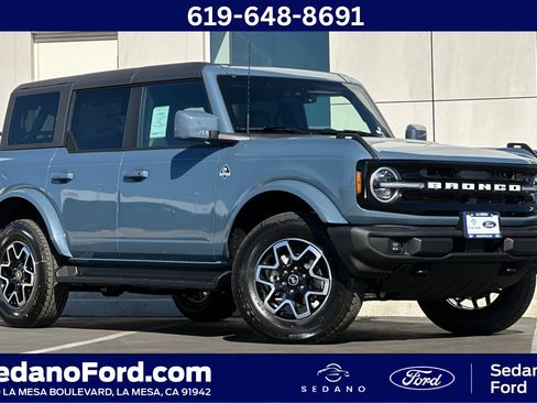 New 2025 Ford Bronco Outer Banks image 1