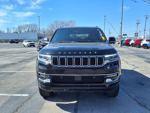 Used 2022 Jeep Wagoneer Series III w/ Rear Seat Video Group 1 image 2