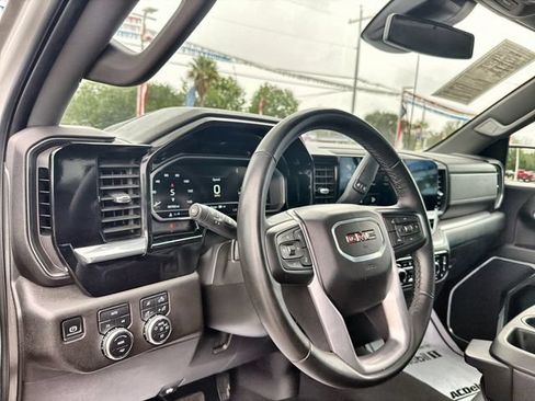 Used 2024 GMC Sierra 1500 SLT AWD/4WD image 10