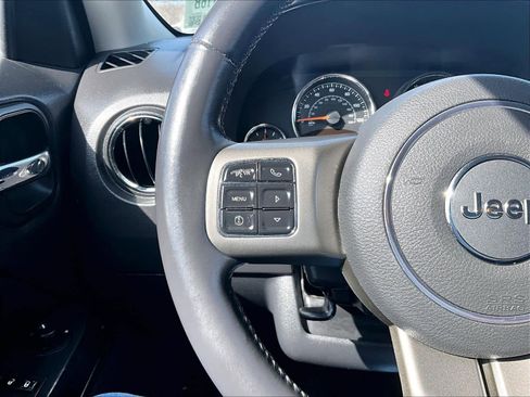 Used 2015 Jeep Patriot Limited image 22