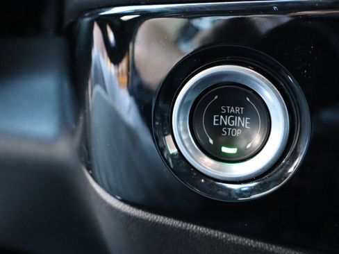 Used 2024 Chevrolet Silverado 1500 LT image 18