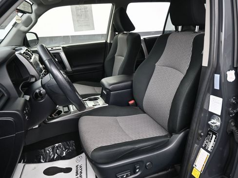 Used 2024 Toyota 4Runner SR5 image 30