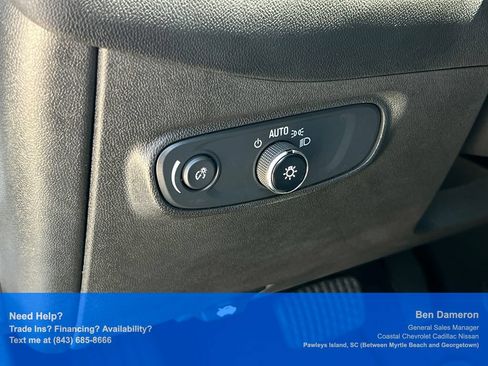 Used 2023 Chevrolet Equinox LS w/ LS Convenience Package FWD image 9