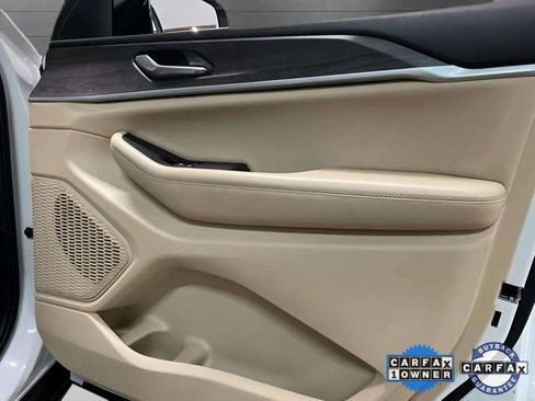 Used 2023 Jeep Grand Cherokee Limited w/ Luxury Tech Group II image 77