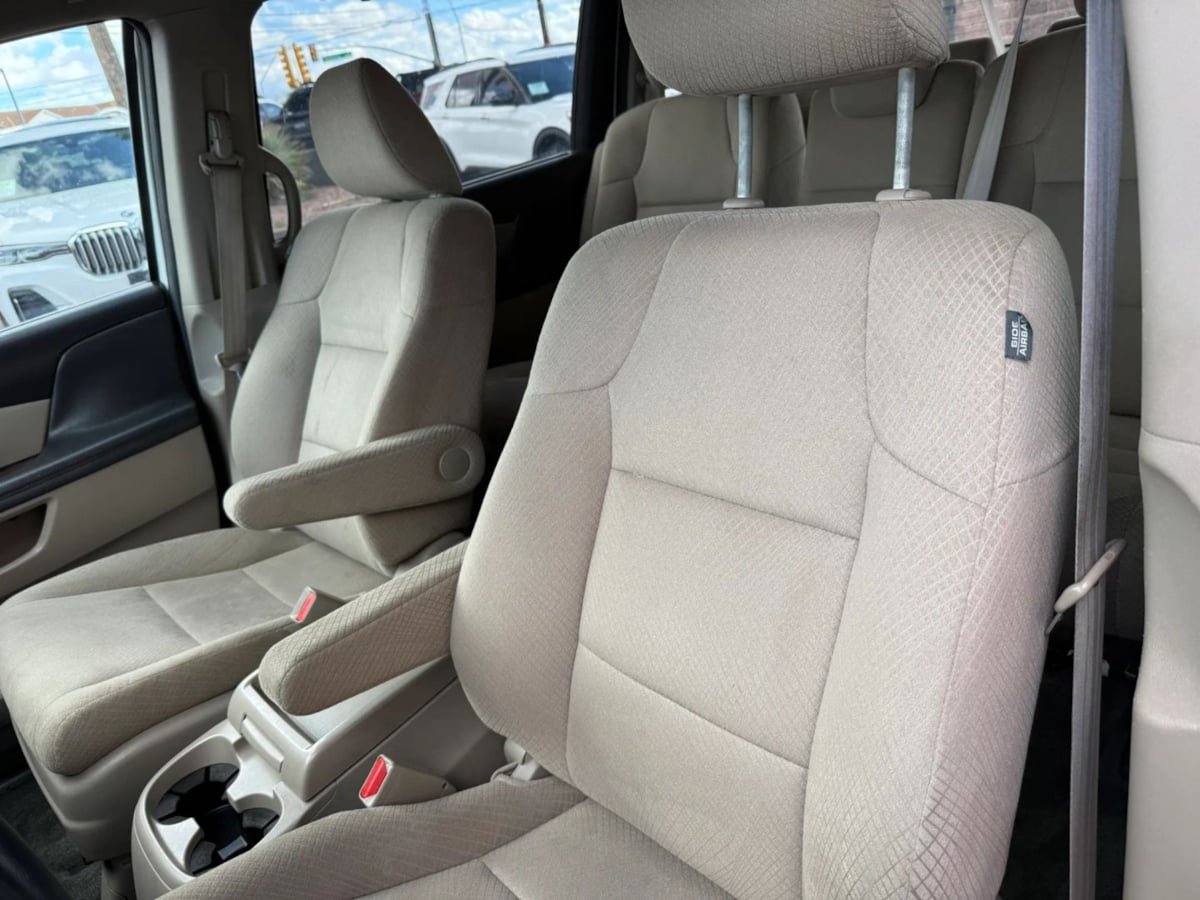 Used 2016 Honda Odyssey EX image 40