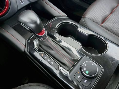 Used 2022 Chevrolet Blazer RS FWD image 17