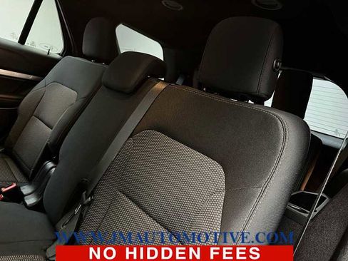 Used 2019 Ford Explorer XLT w/ Class III Trailer Tow Package image 15