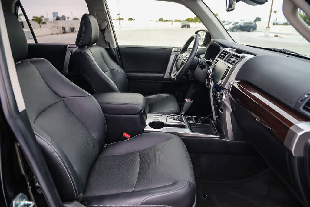 Used 2023 Toyota 4Runner Limited RWD image 15