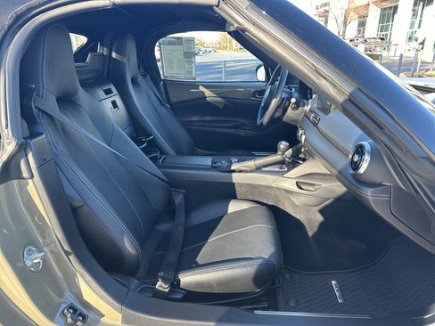 Used 2023 MAZDA MX-5 Miata Grand Touring w/ Weather Package image 63