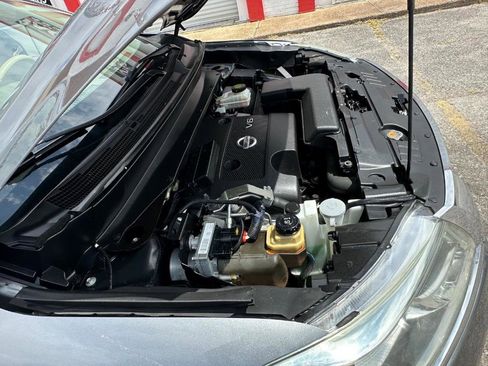 Used 2015 Nissan Pathfinder Platinum w/ Family Entertainment Package image 31