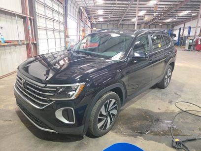 Used 2025 Volkswagen Atlas SE