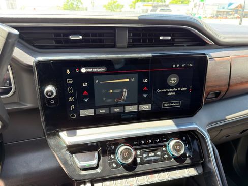 Used 2025 GMC Sierra 2500 Denali Ultimate w/ Max Trailering Package AWD/4WD image 25