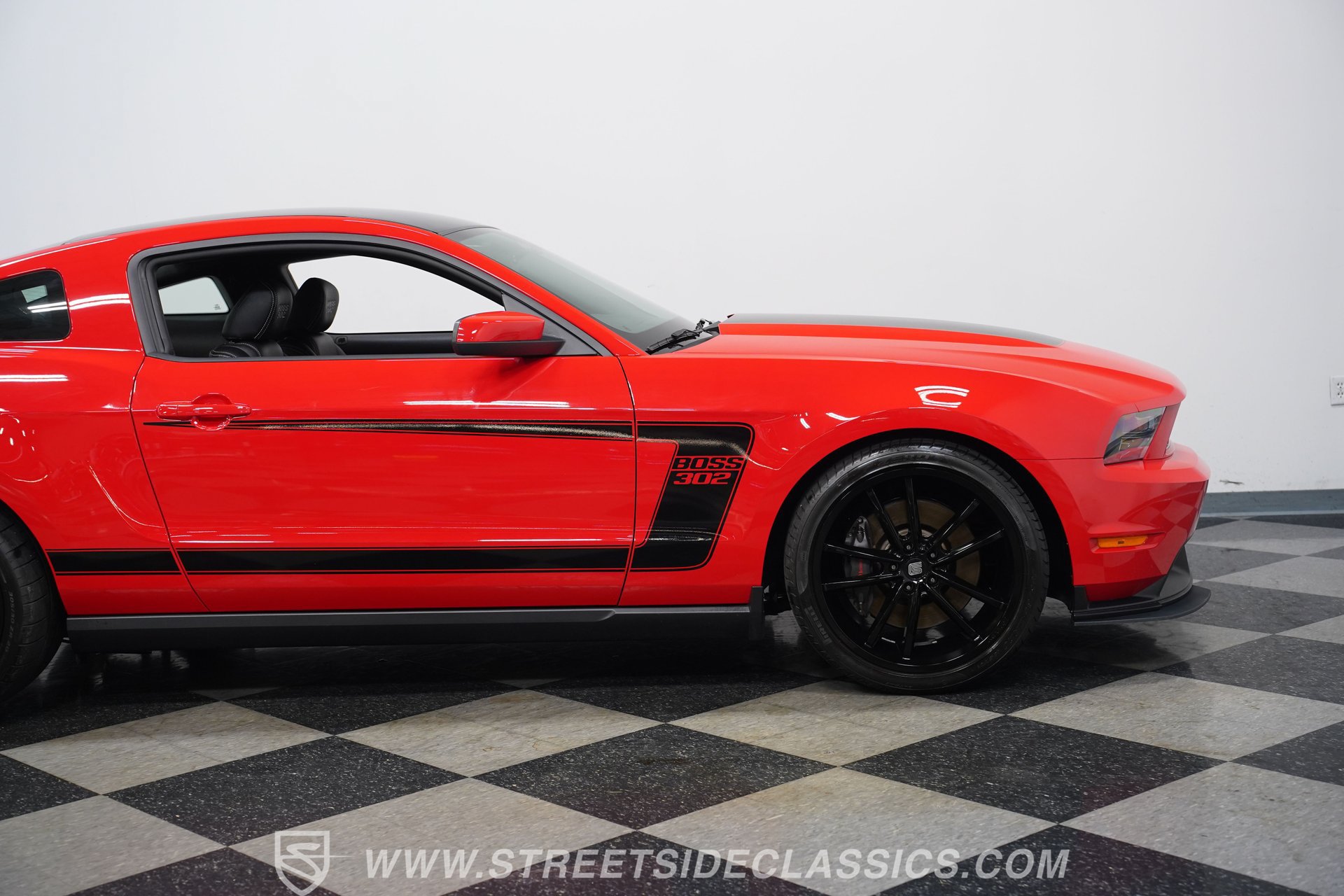 Used 2012 Ford Mustang Boss 302 w/ Boss 302 Accessory Pkg RWD image 28