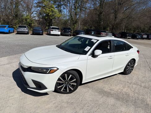 Certified 2024 Honda Civic EX image 4