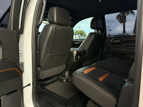 Used 2023 GMC Sierra 1500 AT4 w/ AT4 Premium Package AWD/4WD image 41