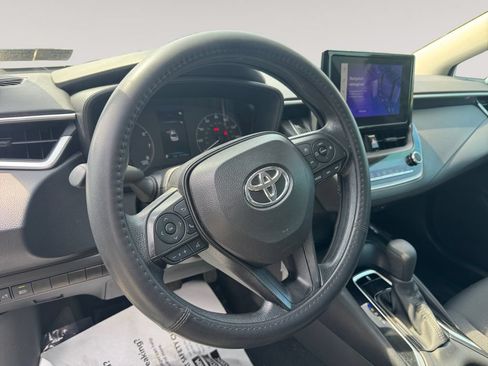 Used 2024 Toyota Corolla LE FWD image 12