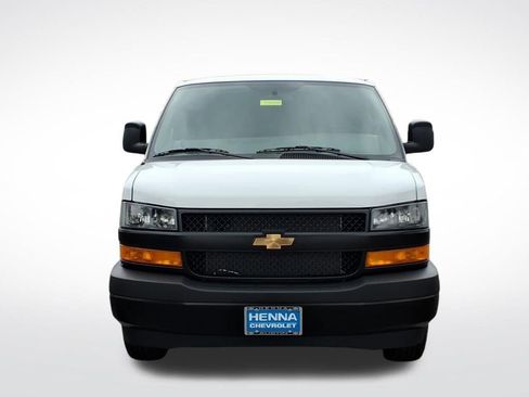 New 2026 Chevrolet Express 3500 Extended w/ Driver Convenience Package RWD image 9