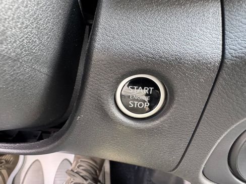 Used 2024 Nissan Frontier S w/ Technology Package AWD/4WD image 18