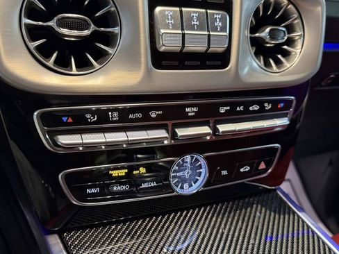 Certified 2022 Mercedes-Benz G 63 AMG 4MATIC image 37