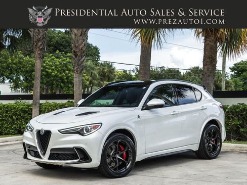 Used 2018 Alfa Romeo Stelvio Quadrifoglio w/ Driver Assist Dynamic Package AWD/4WD image 1