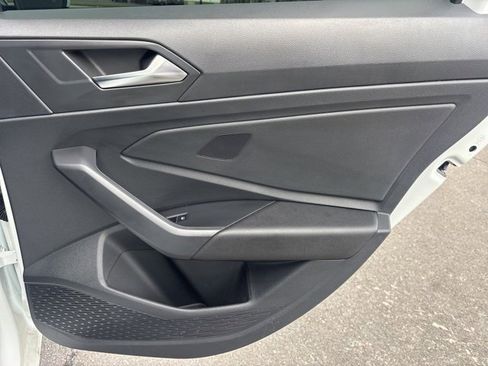 Used 2024 Volkswagen Jetta S image 12