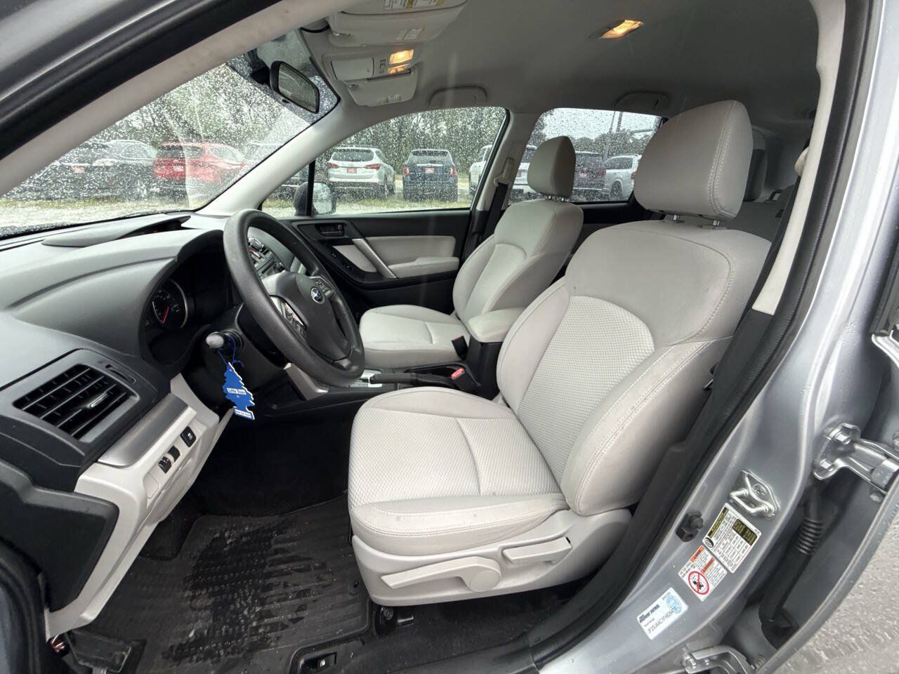 Used 2015 Subaru Forester 2.5i AWD/4WD image 21