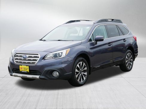 Used 2016 Subaru Outback 3.6R Limited AWD/4WD image 3