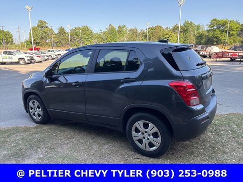 Used 2016 Chevrolet Trax LS image 5