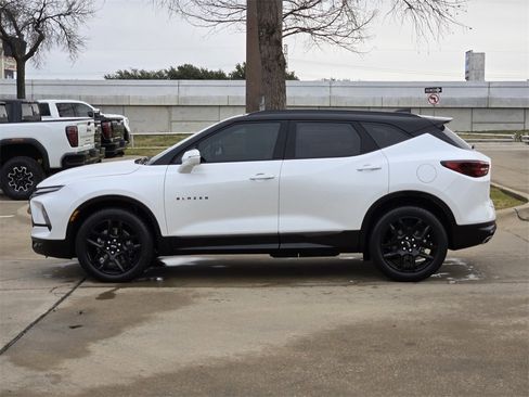 Used 2024 Chevrolet Blazer RS w/ Driver Confidence II Package image 4