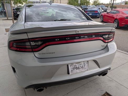 Used 2022 Dodge Charger R/T RWD image 4
