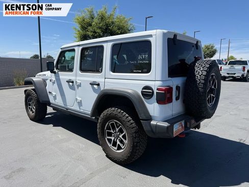 Used 2026 Jeep Wrangler Unlimited Rubicon AWD/4WD image 2