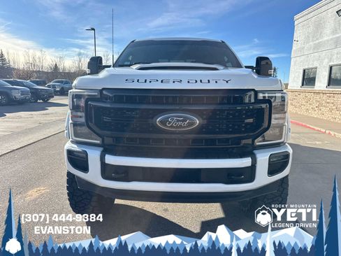 Used 2022 Ford F250 Lariat w/ Black Appearance Package image 8