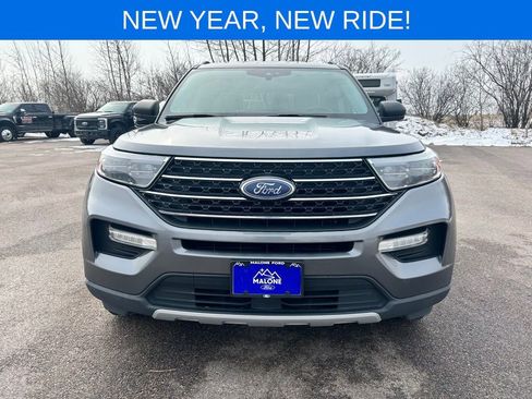 Certified 2021 Ford Explorer XLT w/ Equipment Group 202A image 9