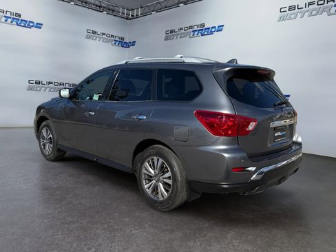 Used 2019 Nissan Pathfinder S image 7